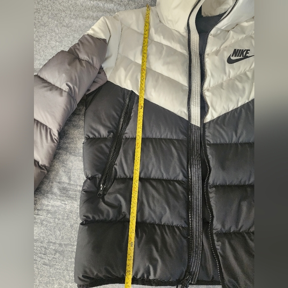 Nike Colorblock Puffer Jacket - Picture 12 of 13